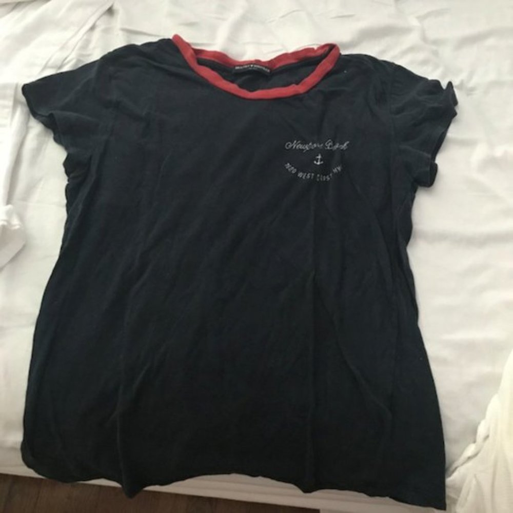 brandy melville t shirt